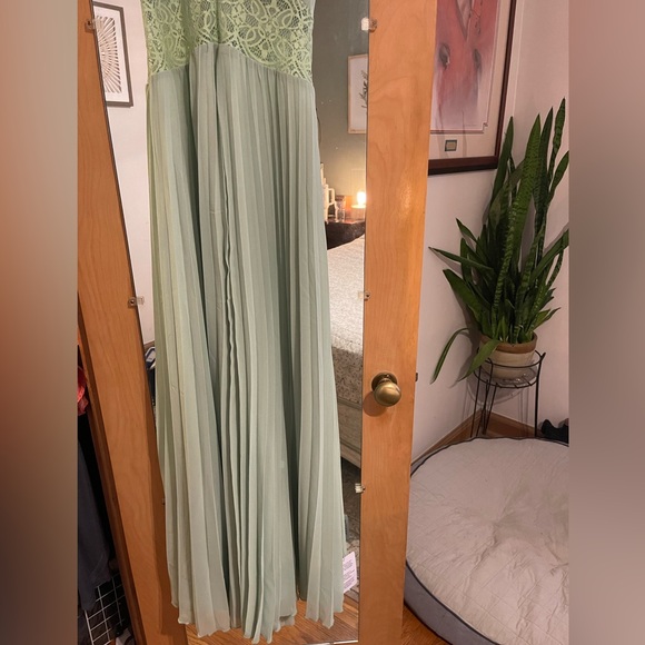 ASOS pleated dress - Picture 2 of 6